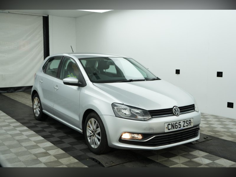 2015 VOLKSWAGEN POLO 1.2 TSI BLUEMOTION TECH SE EURO 6 S S 5DR 5,990 MONTHLY... photo